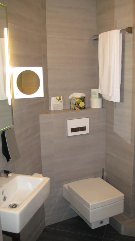 Design Hotel Zollamt ไคเซอร์สเลาเทิร์น ภายนอก รูปภาพ