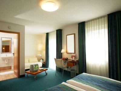 Design Hotel Zollamt ไคเซอร์สเลาเทิร์น ภายนอก รูปภาพ